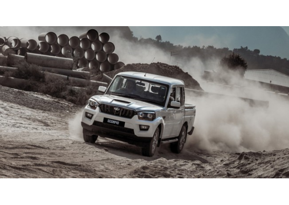 Mahindra Scorpio s6 4x4 - Diesel  Private number plate